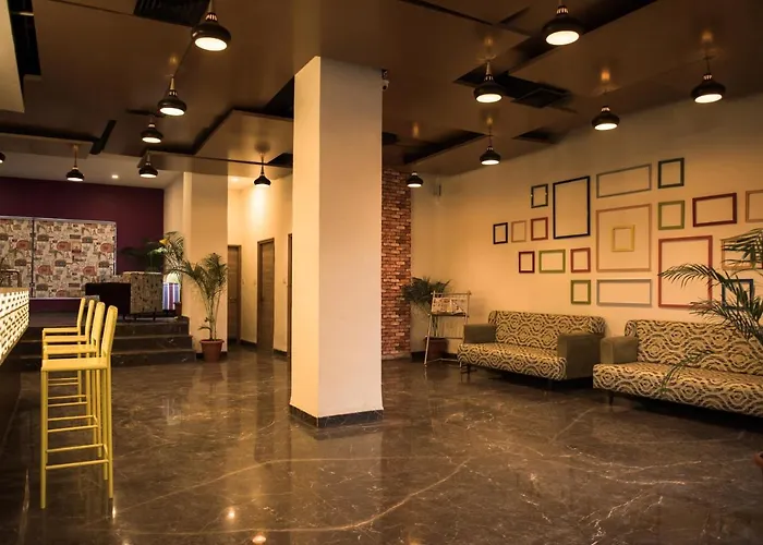 Cosmopolitan Hotel Indore